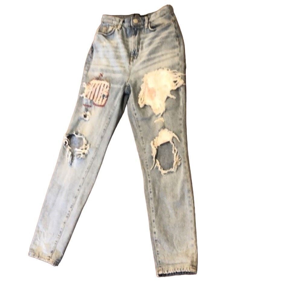 Retro Urban Outfitters High Rise Patched Embroidered distressed light wash Jeans